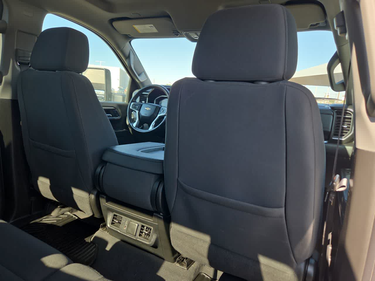 Thumbnail: 2024 Chevrolet Silverado 2500 - 16