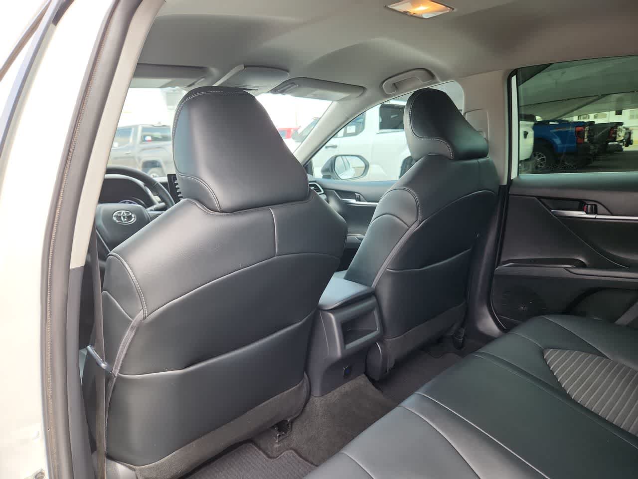 2022 Toyota Camry SE 16
