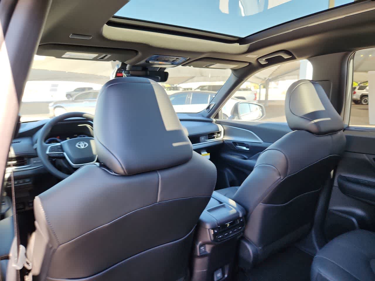 Thumbnail: 2026 Toyota Grand Highlander - 16