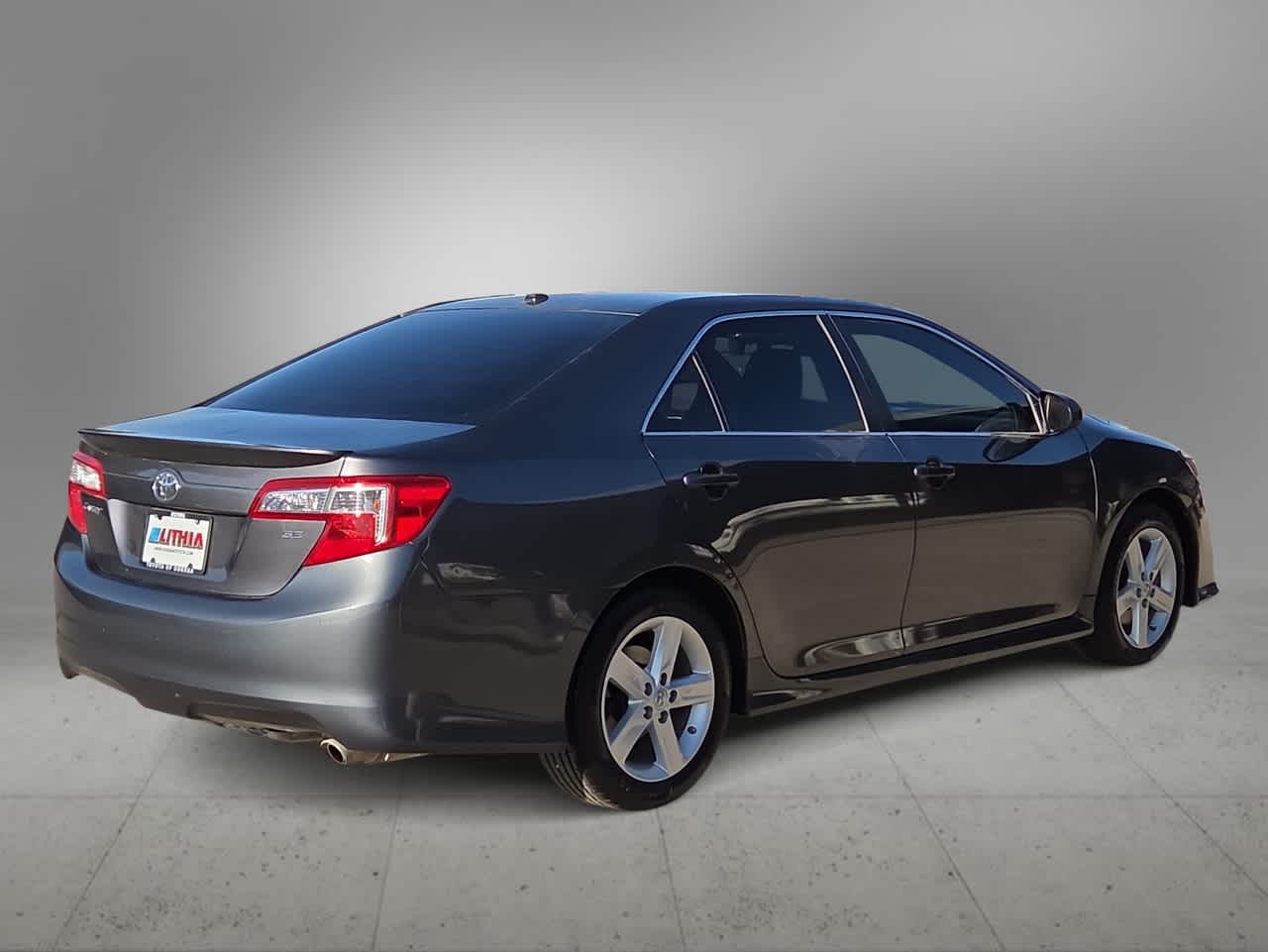 Thumbnail: 2013 Toyota Camry - 8