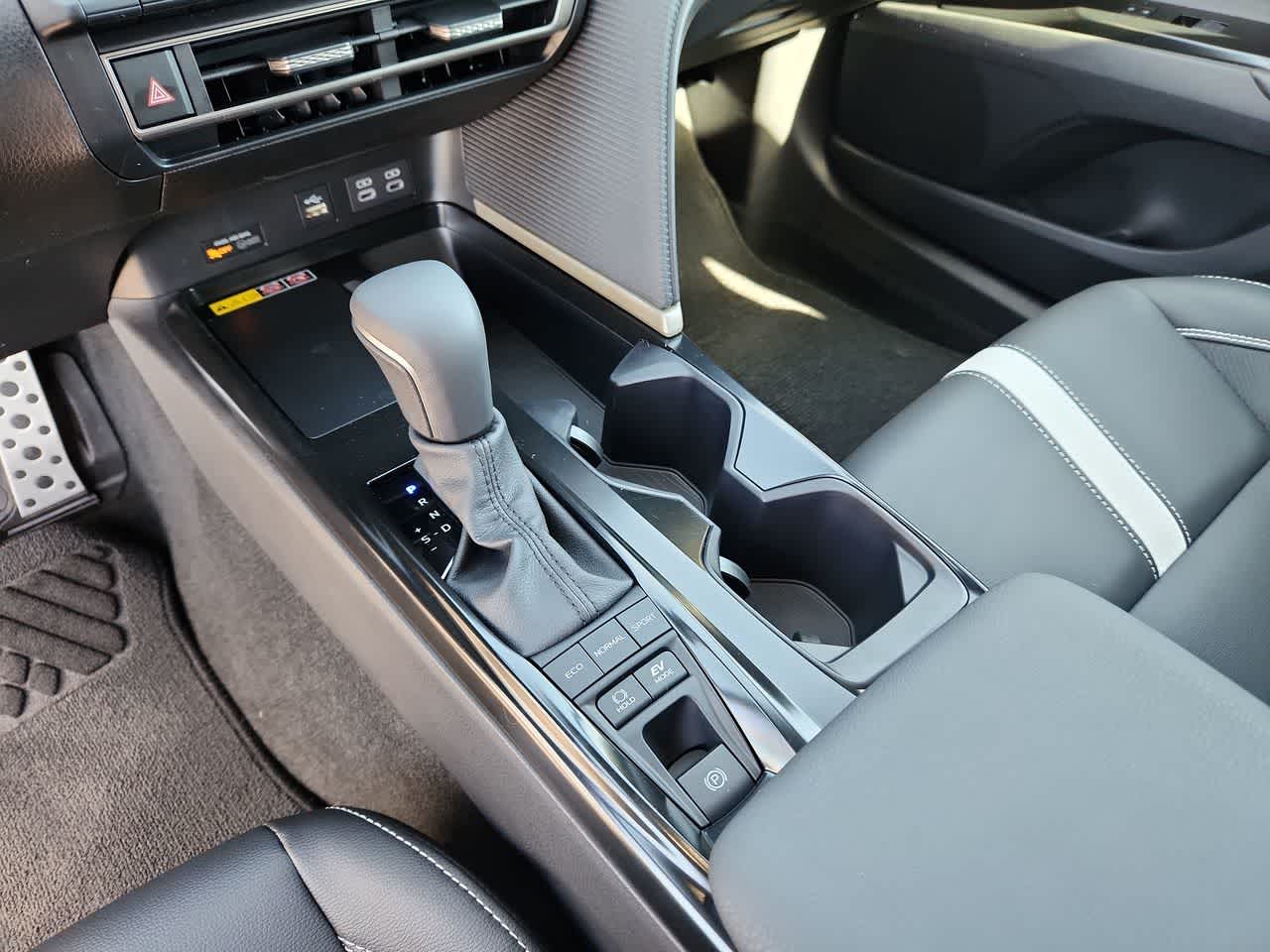 Thumbnail: 2026 Toyota Camry - 21