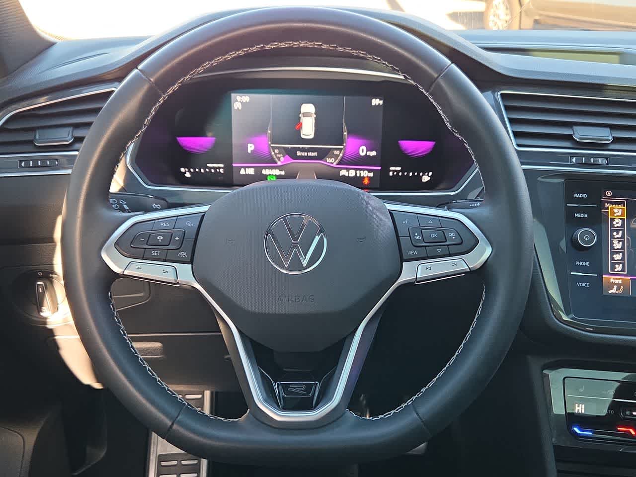 Thumbnail: 2023 Volkswagen Tiguan - 19