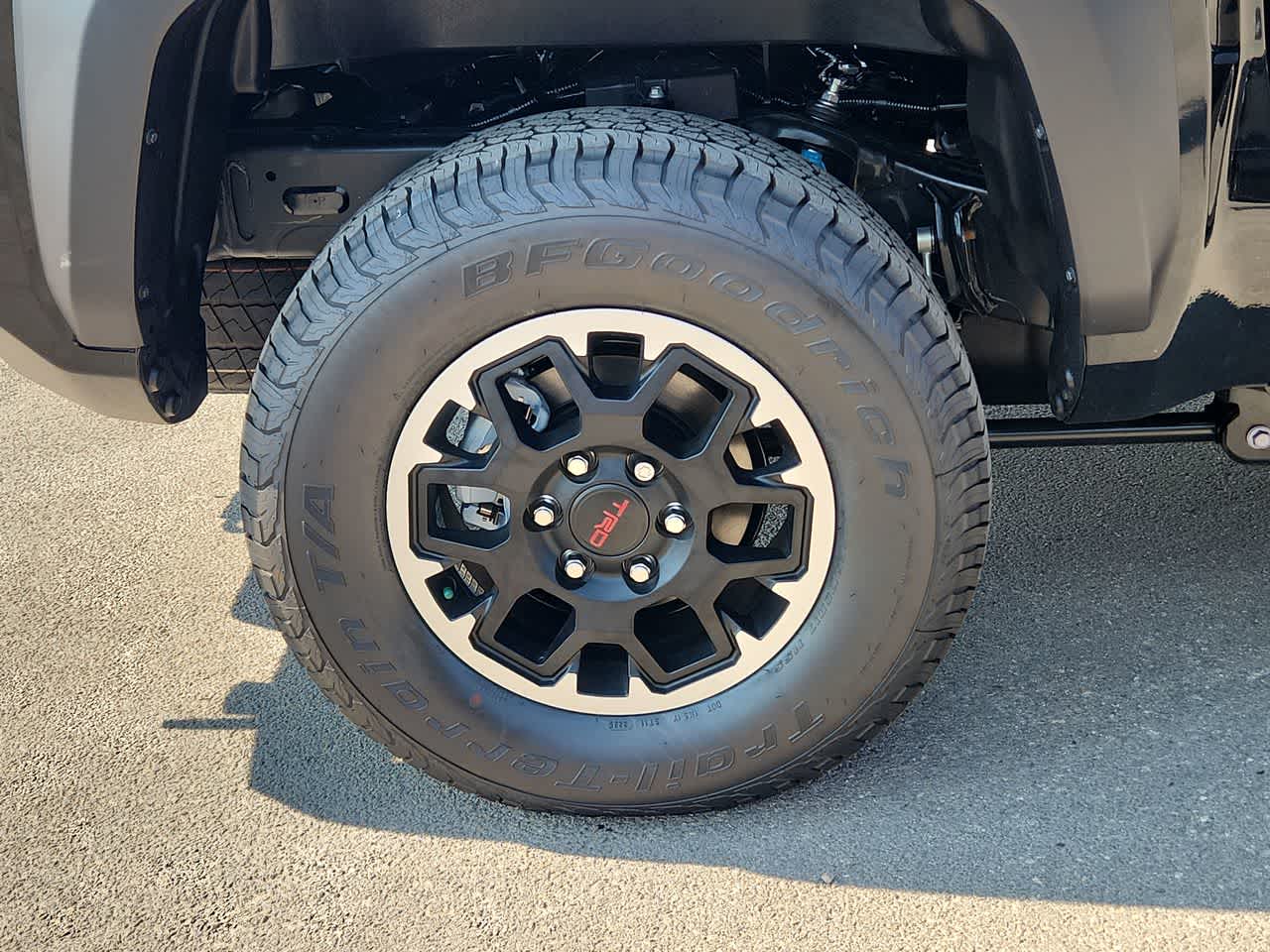 Thumbnail: 2025 Toyota Tacoma - 12