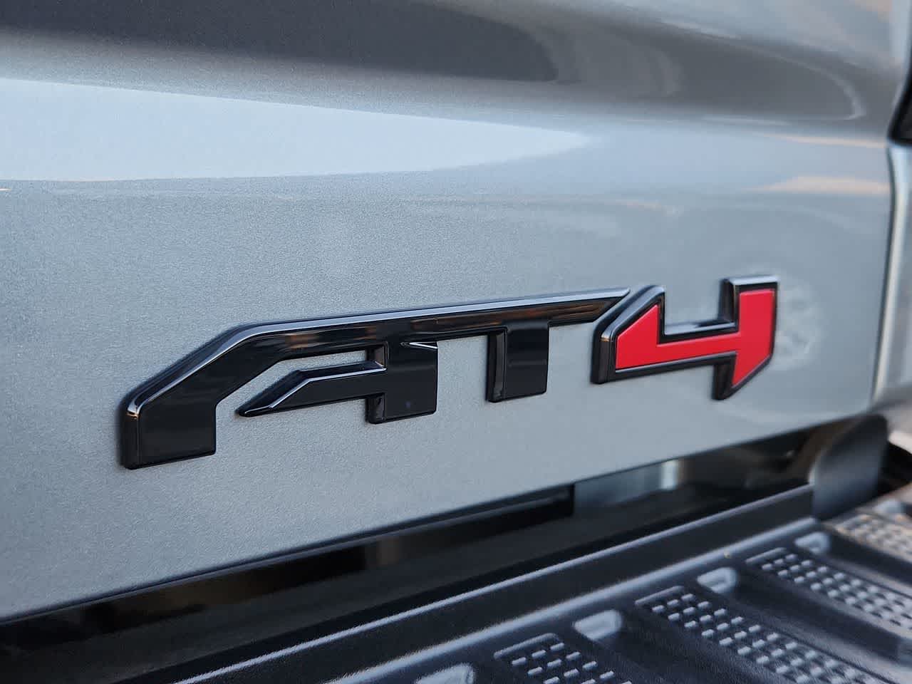 Thumbnail: 2024 GMC Sierra 2500 - 11