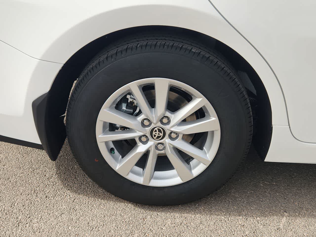 Thumbnail: 2026 Toyota Camry - 12