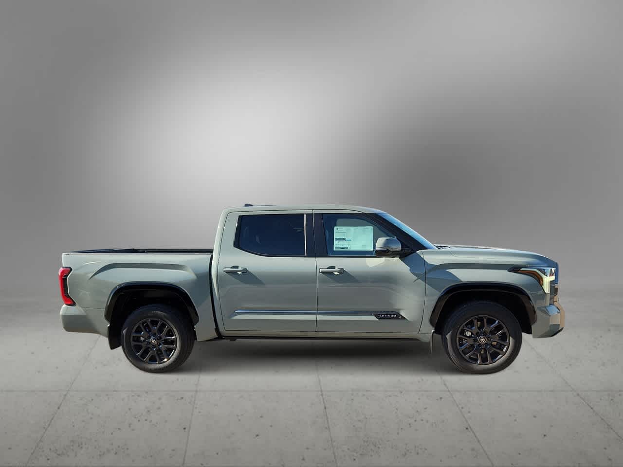 Thumbnail: 2025 Toyota Tundra - 9