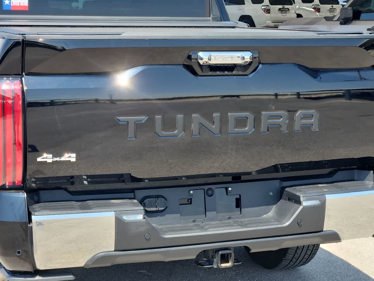 Thumbnail: 2024 Toyota Tundra - 11