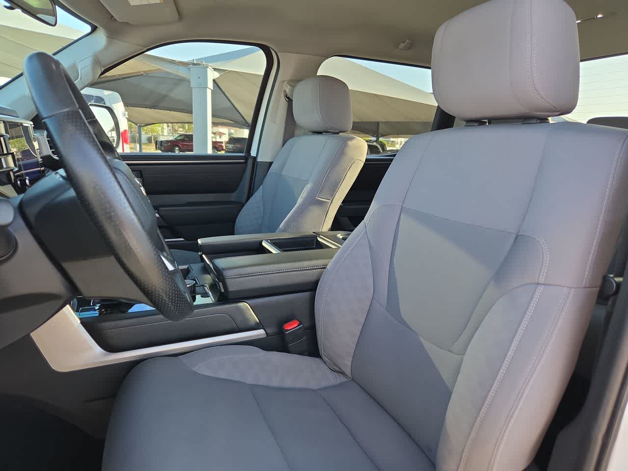 Thumbnail: 2024 Toyota Tundra - 15