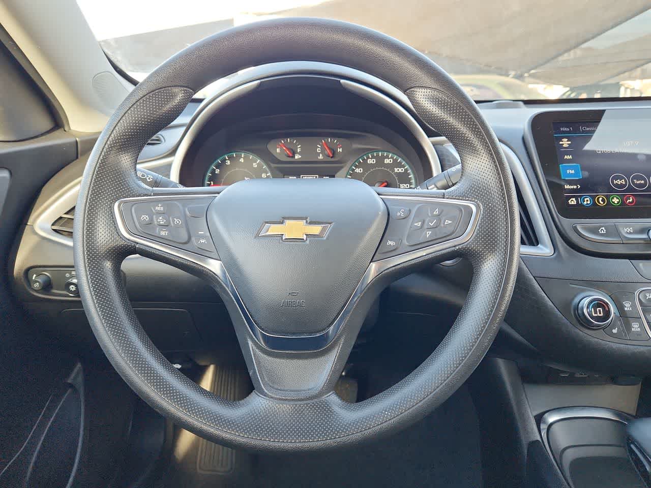 Thumbnail: 2024 Chevrolet Malibu - 19