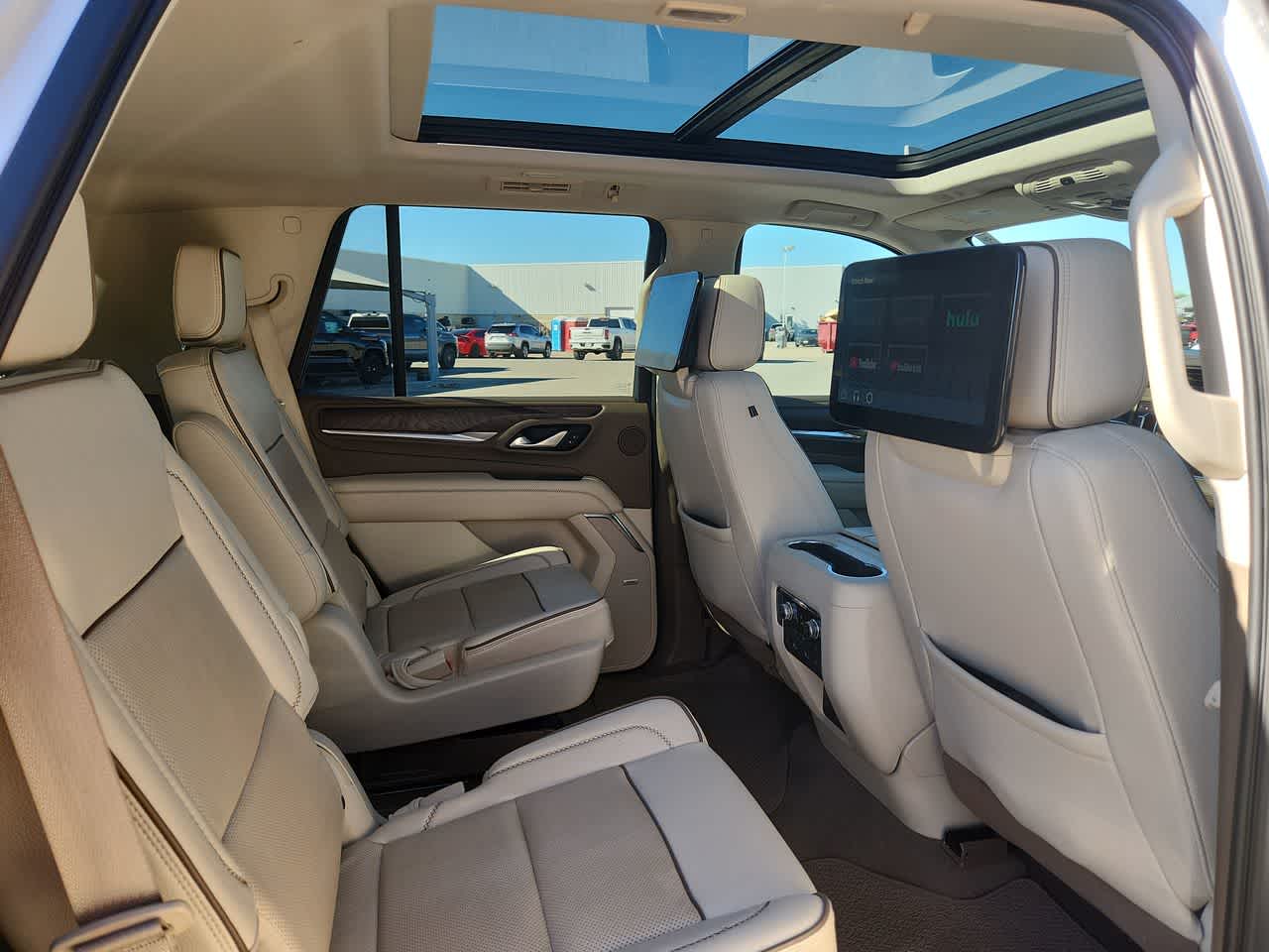 Thumbnail: 2022 GMC Yukon - 17