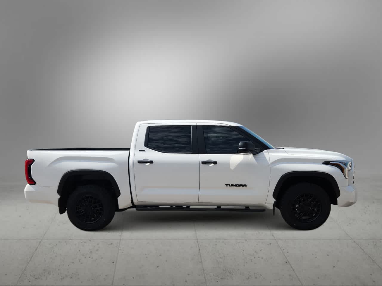 Thumbnail: 2025 Toyota Tundra - 9