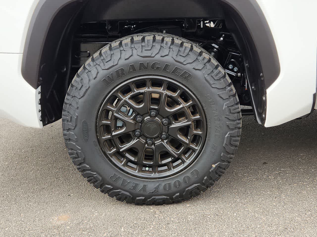 Thumbnail: 2025 Toyota Tundra - 12