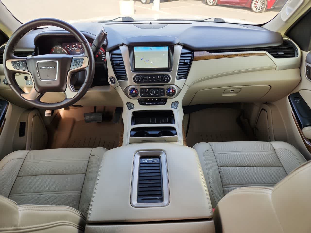 2015 GMC Yukon XL Denali 18