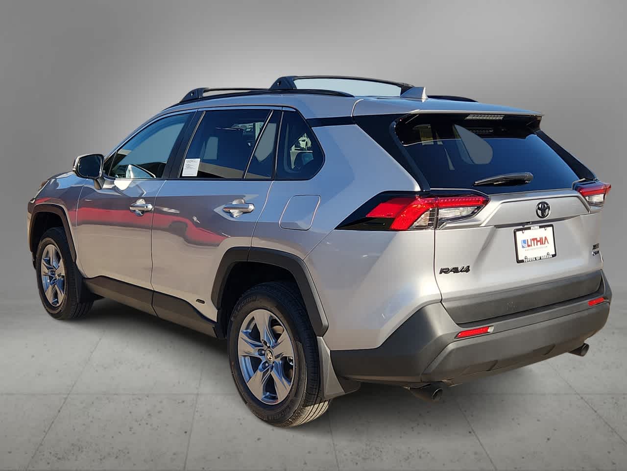 Thumbnail: 2025 Toyota RAV4 - 6