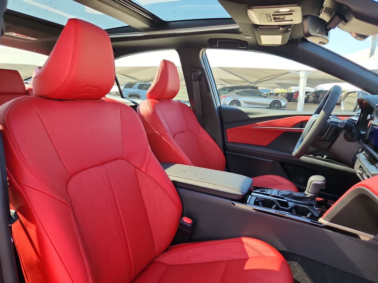 Thumbnail: 2025 Toyota Camry - 18