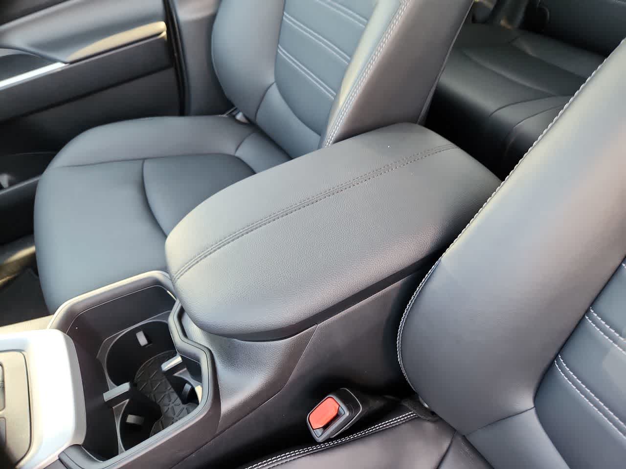 Thumbnail: 2023 Toyota RAV4 - 20