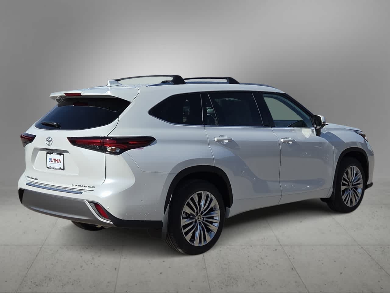 Thumbnail: 2026 Toyota Highlander - 8