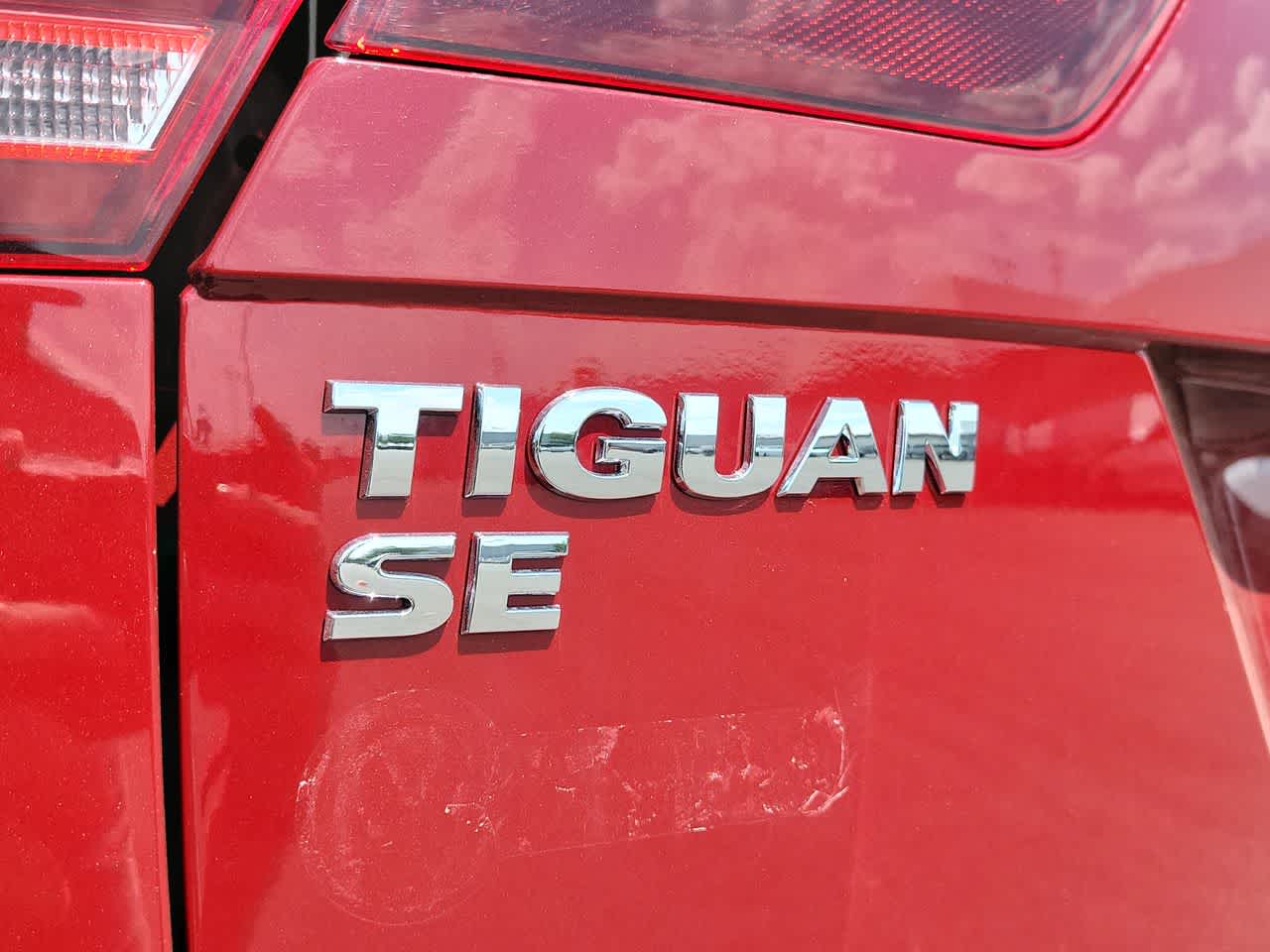 2018 Volkswagen Tiguan SE 7