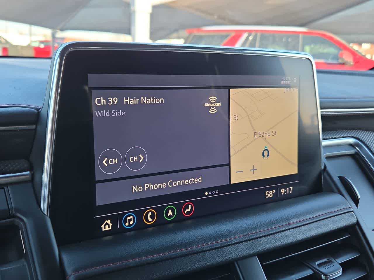 Thumbnail: 2021 Chevrolet Suburban - 24