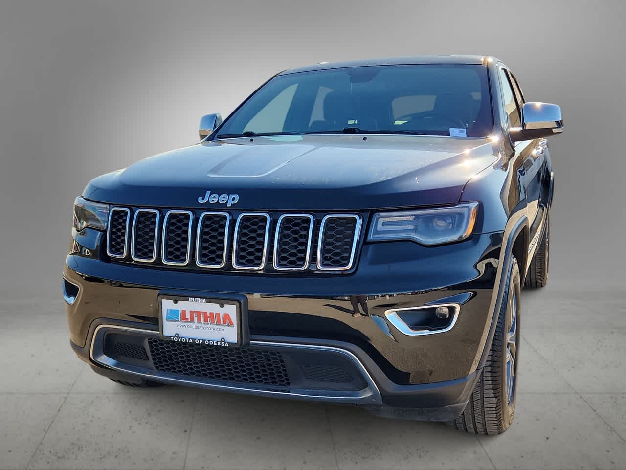 Thumbnail: 2022 Jeep Grand Cherokee - 3