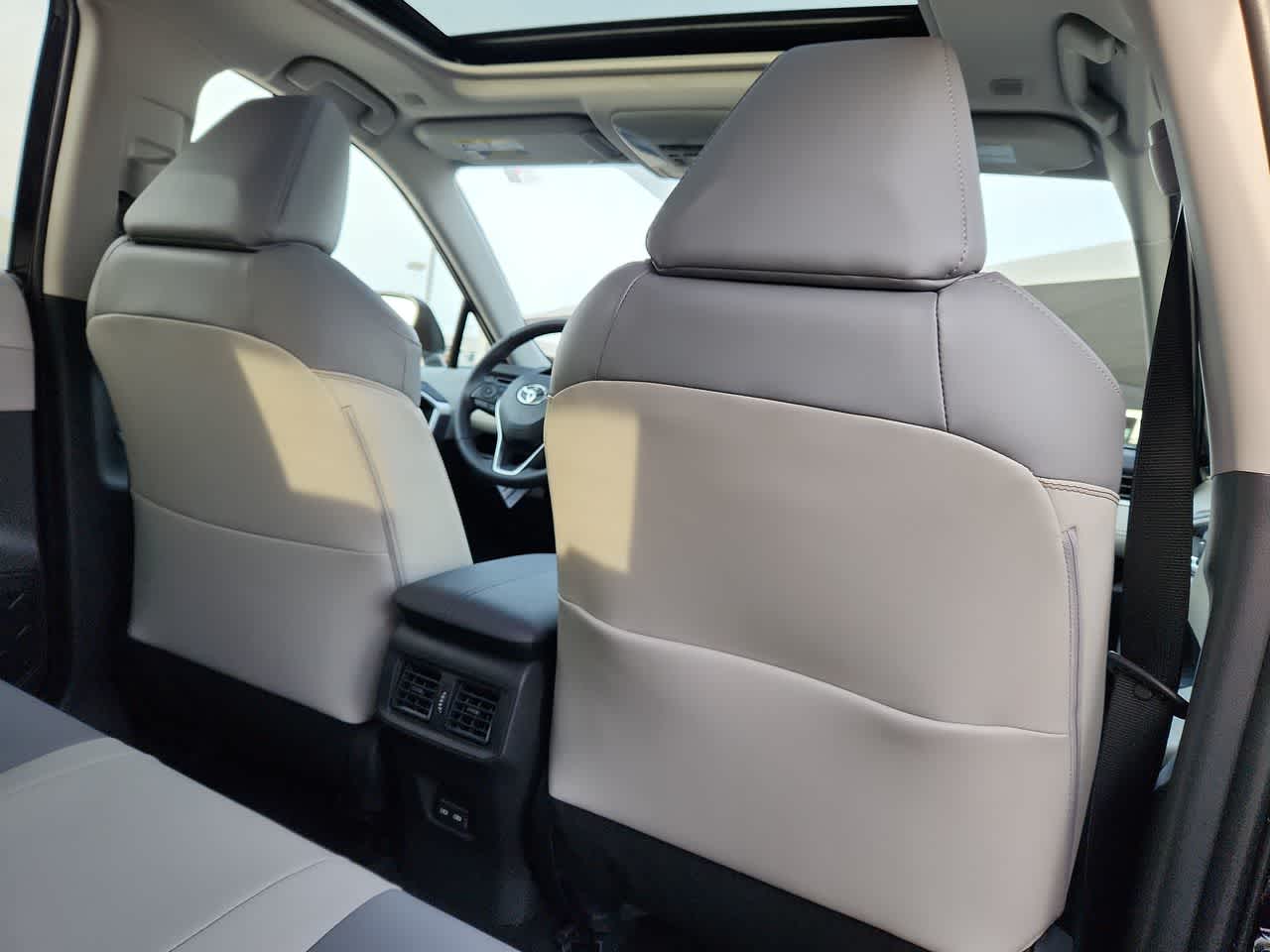 Thumbnail: 2025 Toyota RAV4 - 16