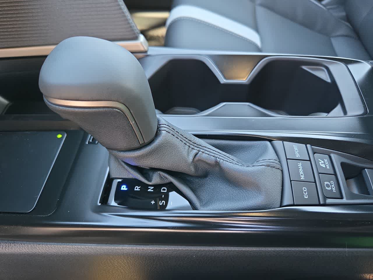 Thumbnail: 2026 Toyota Camry - 21