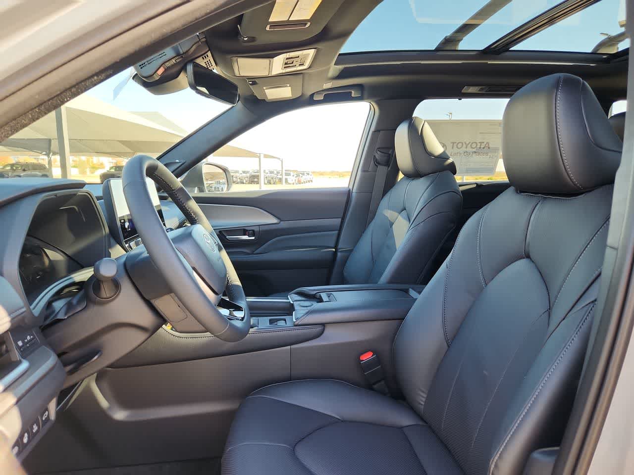 Thumbnail: 2026 Toyota Grand Highlander - 15