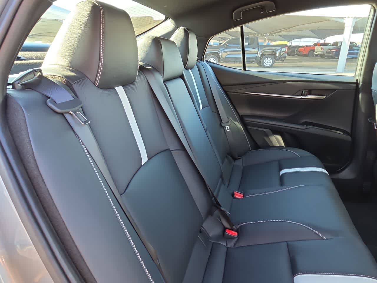 Thumbnail: 2025 Toyota Camry - 17