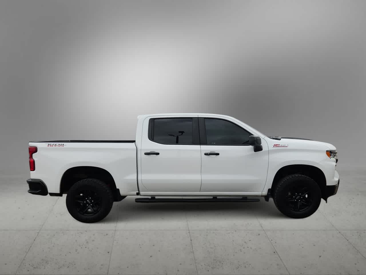 Thumbnail: 2023 Chevrolet Silverado 1500 - 9