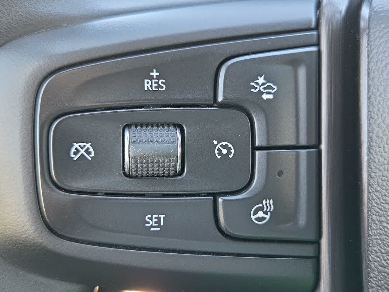 Thumbnail: 2023 GMC Yukon - 23