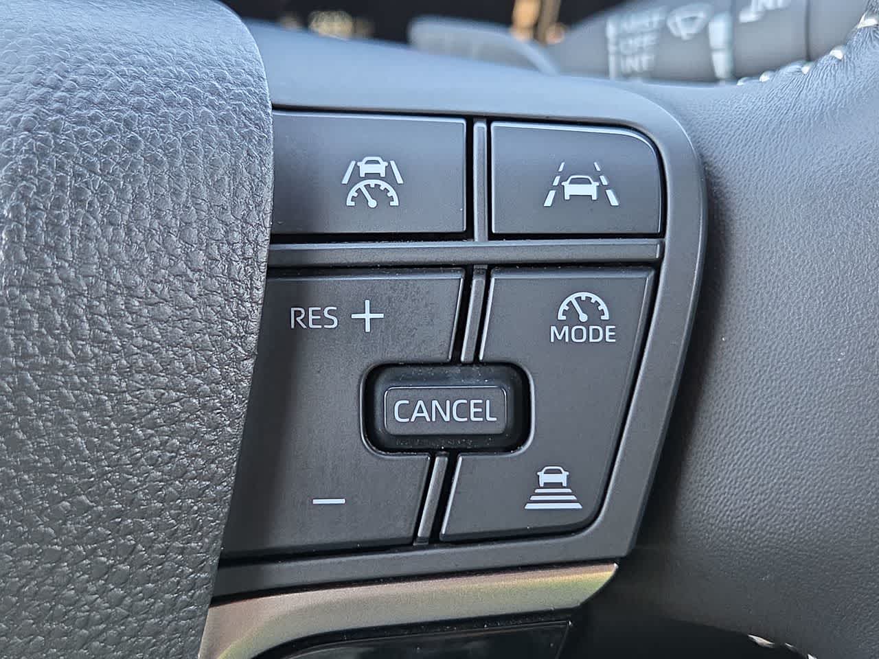 Thumbnail: 2025 Toyota Camry - 23