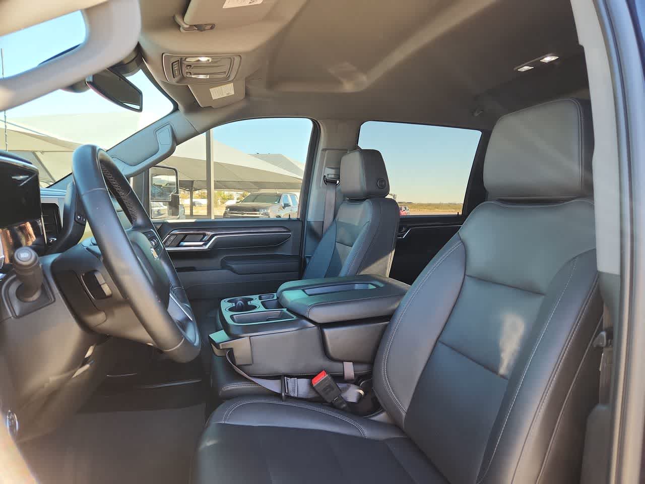 Thumbnail: 2024 Chevrolet Silverado 2500 - 15