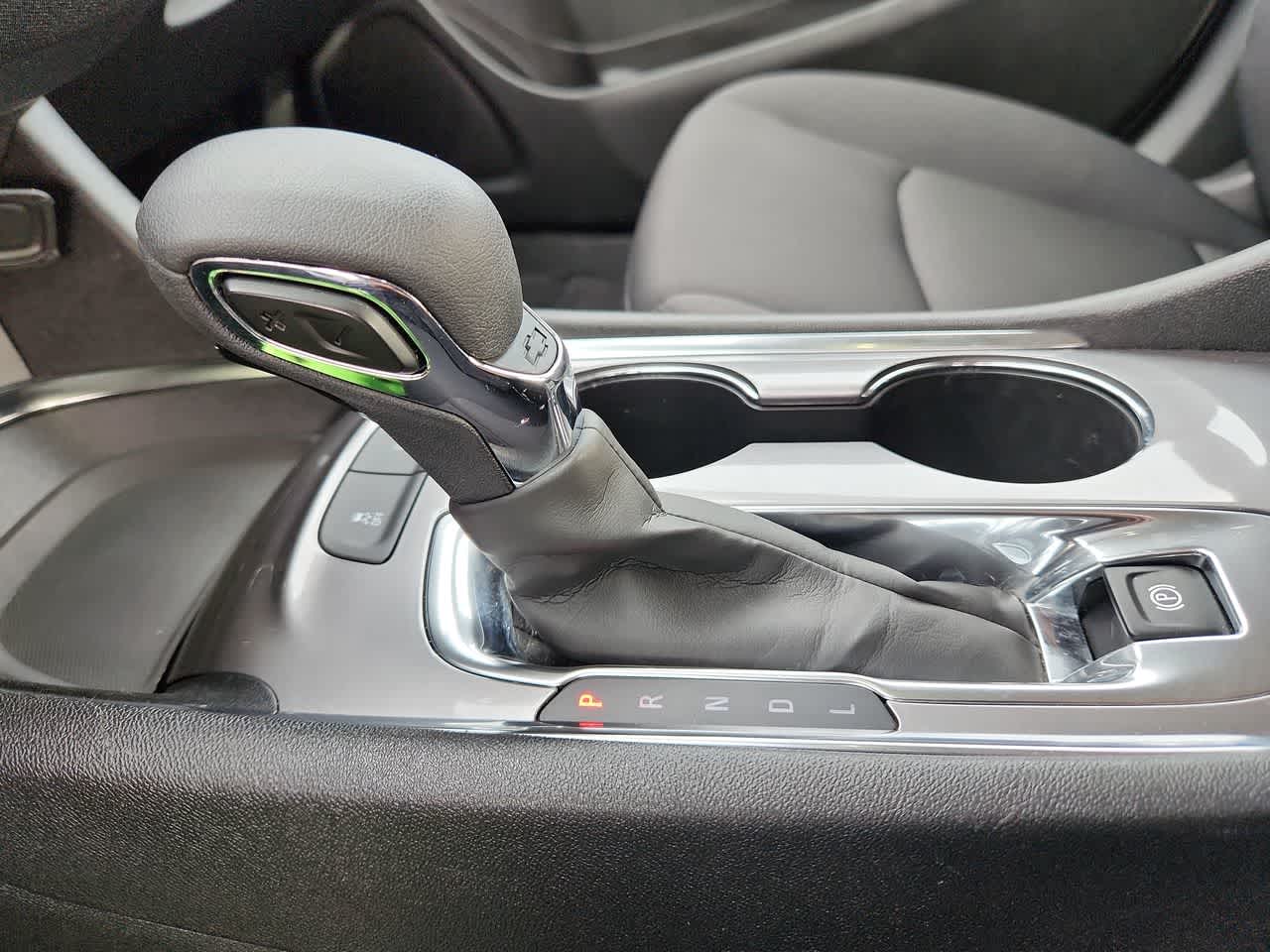 Thumbnail: 2024 Chevrolet Malibu - 21