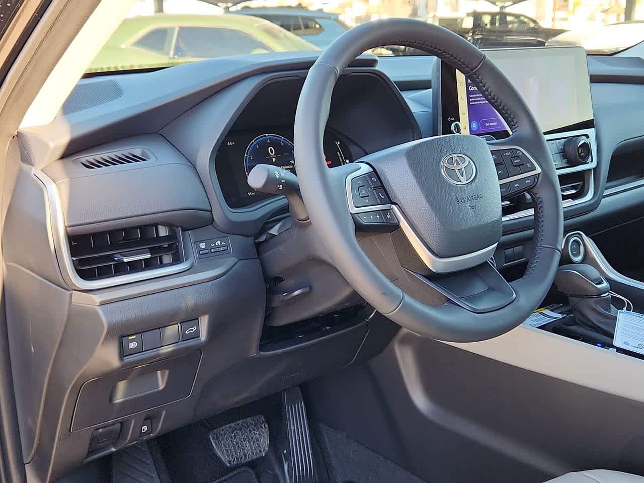 Thumbnail: 2026 Toyota Grand Highlander - 10