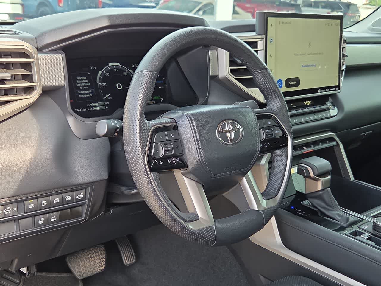 Thumbnail: 2024 Toyota Tundra - 10