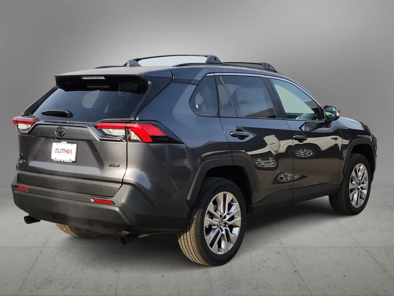 Thumbnail: 2025 Toyota RAV4 - 8