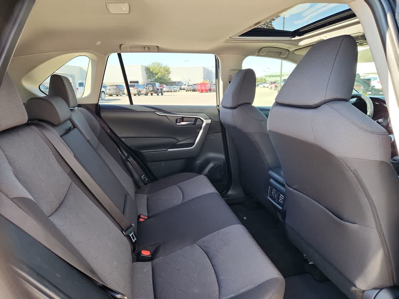 Thumbnail: 2024 Toyota RAV4 - 17