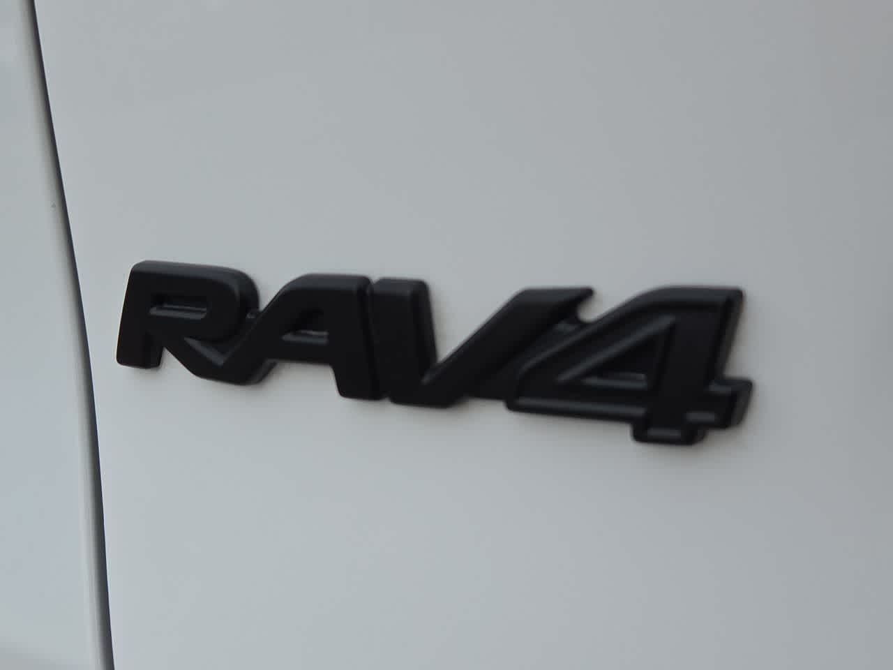 Thumbnail: 2024 Toyota RAV4 - 10