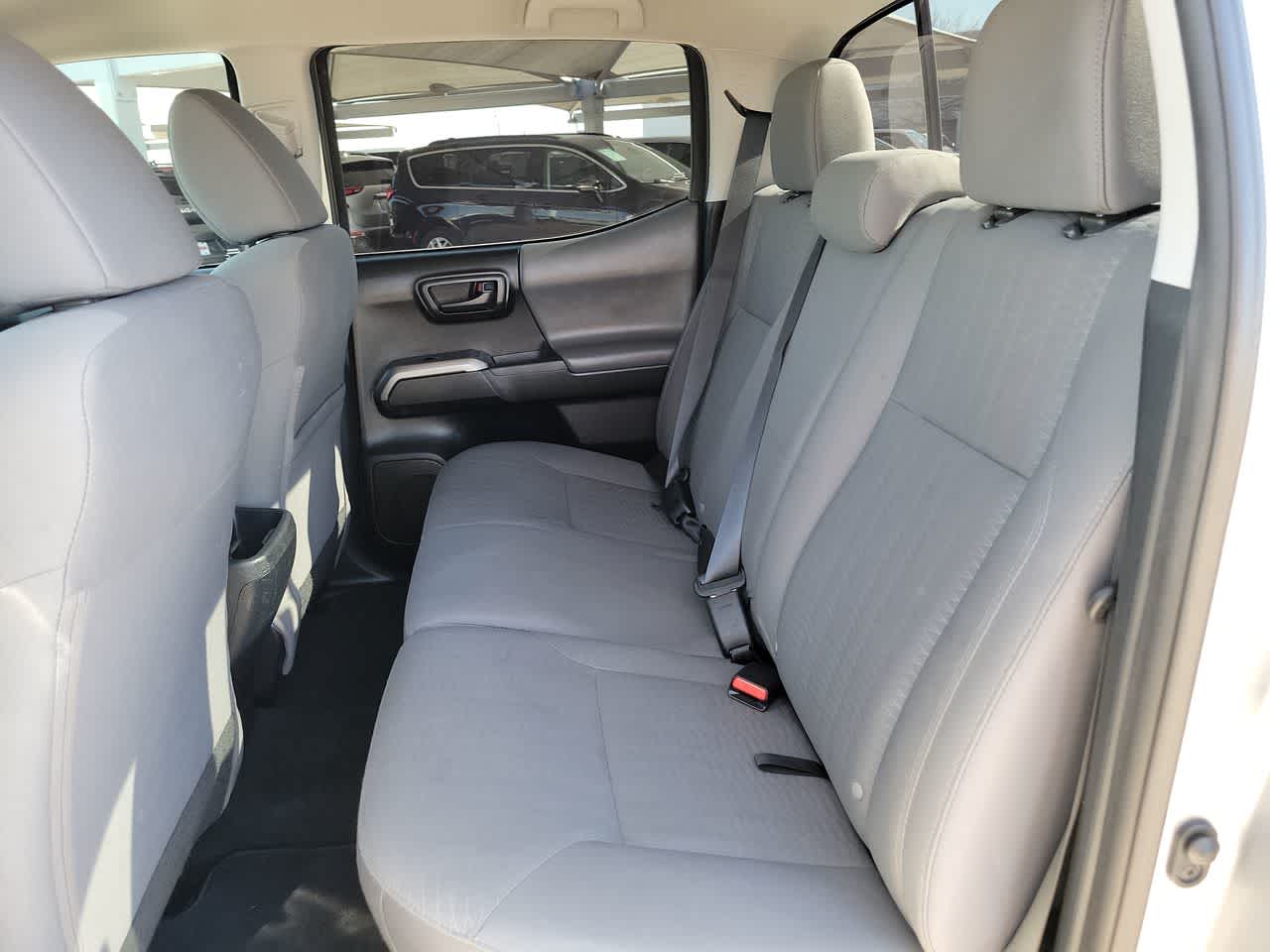 Thumbnail: 2019 Toyota Tacoma - 12