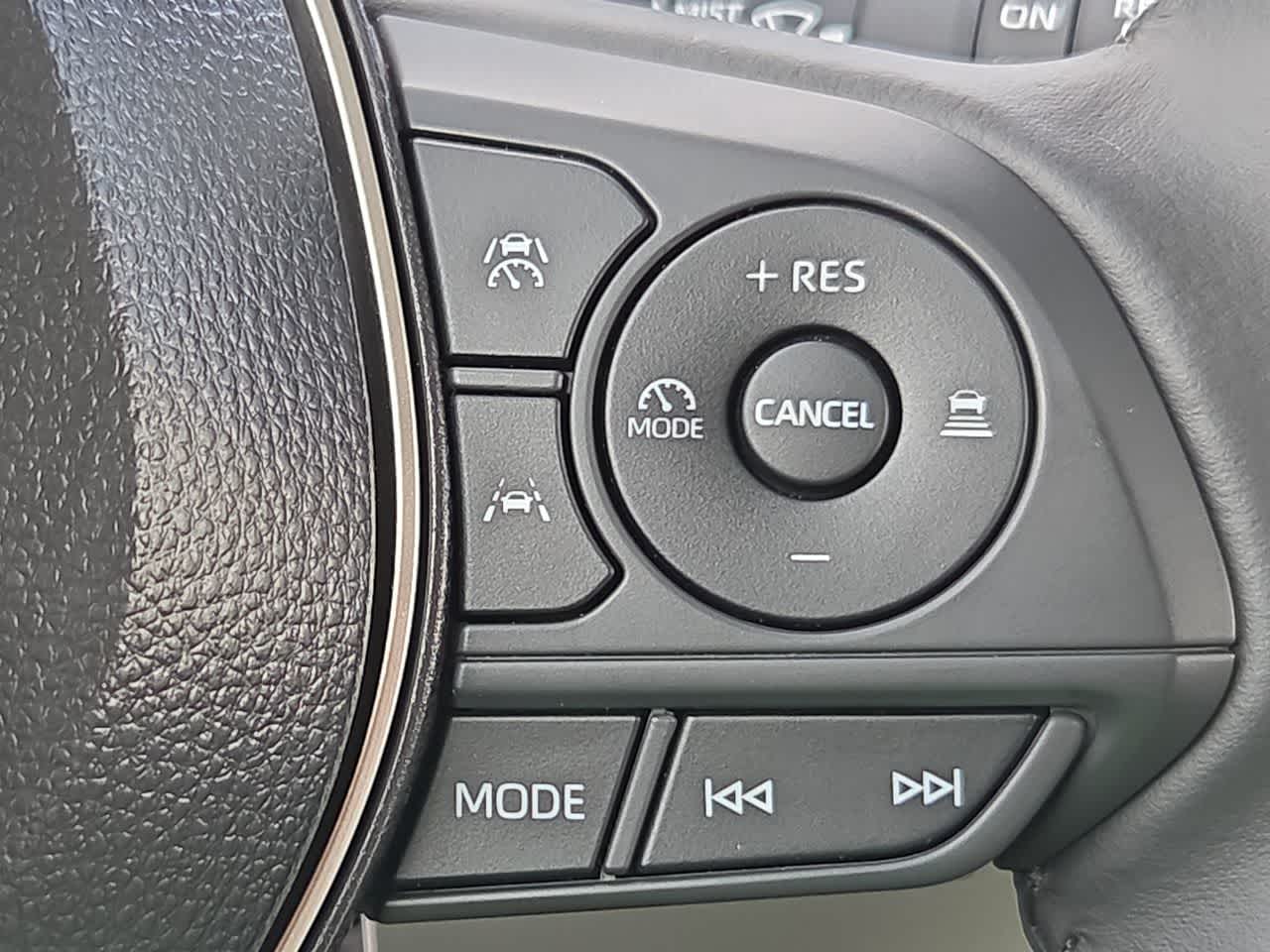 Thumbnail: 2026 Toyota Corolla Cross - 23