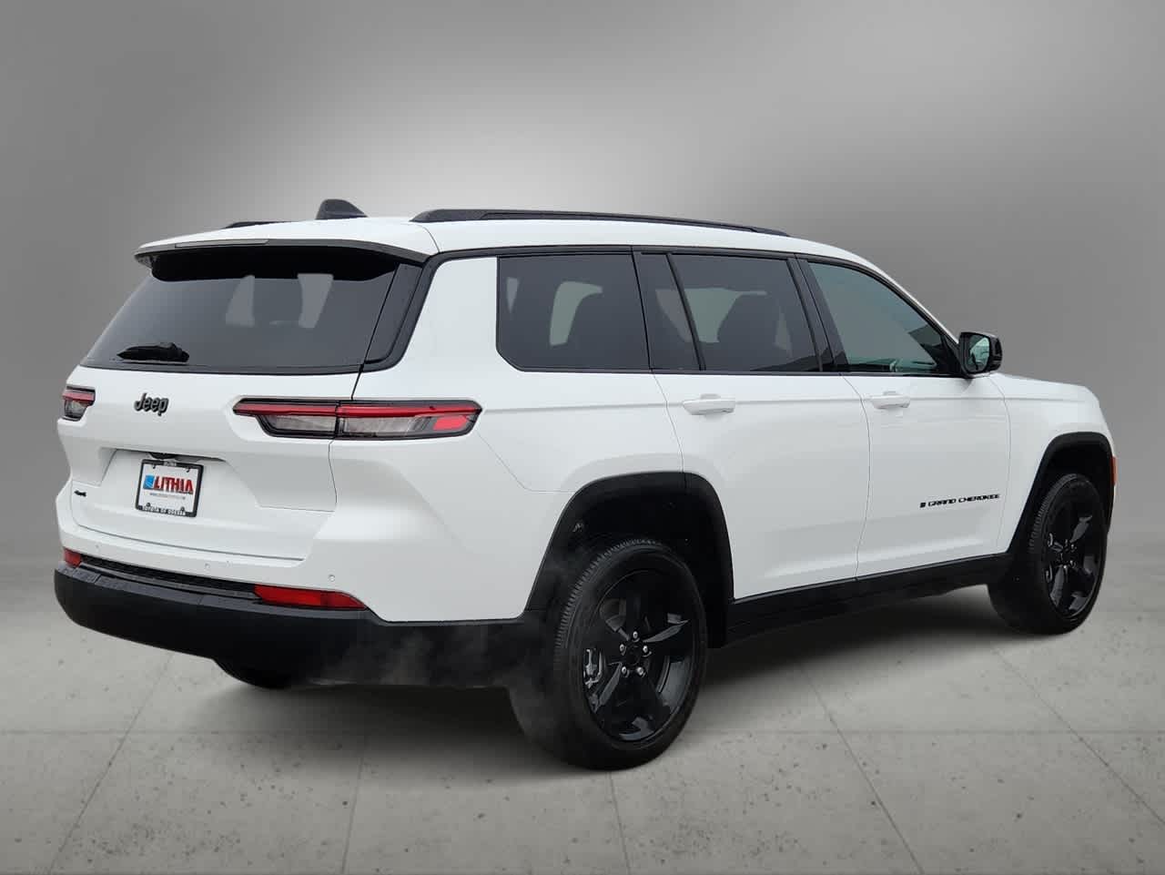Thumbnail: 2025 Jeep Grand Cherokee L - 9
