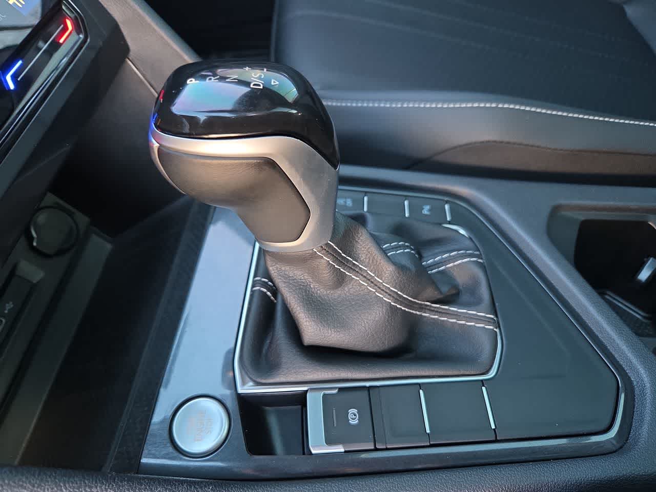 Thumbnail: 2023 Volkswagen Tiguan - 21