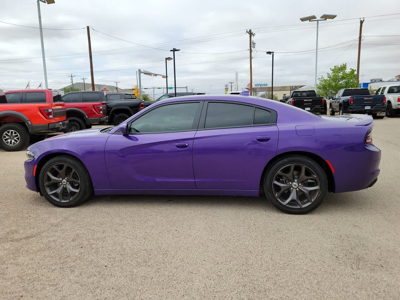2019 Dodge Charger SXT 11