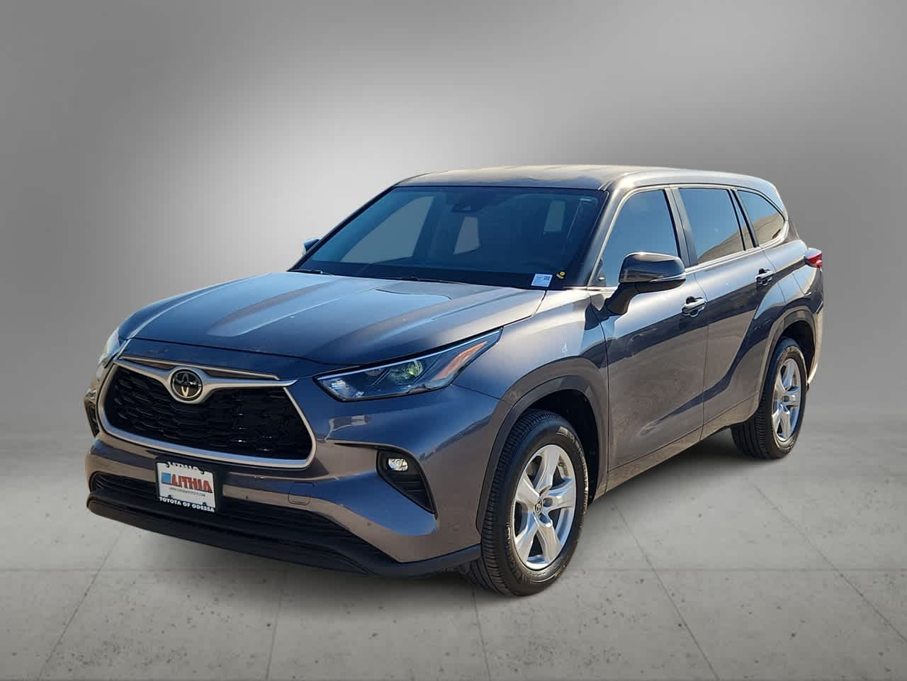 Thumbnail: 2023 Toyota Highlander - 4