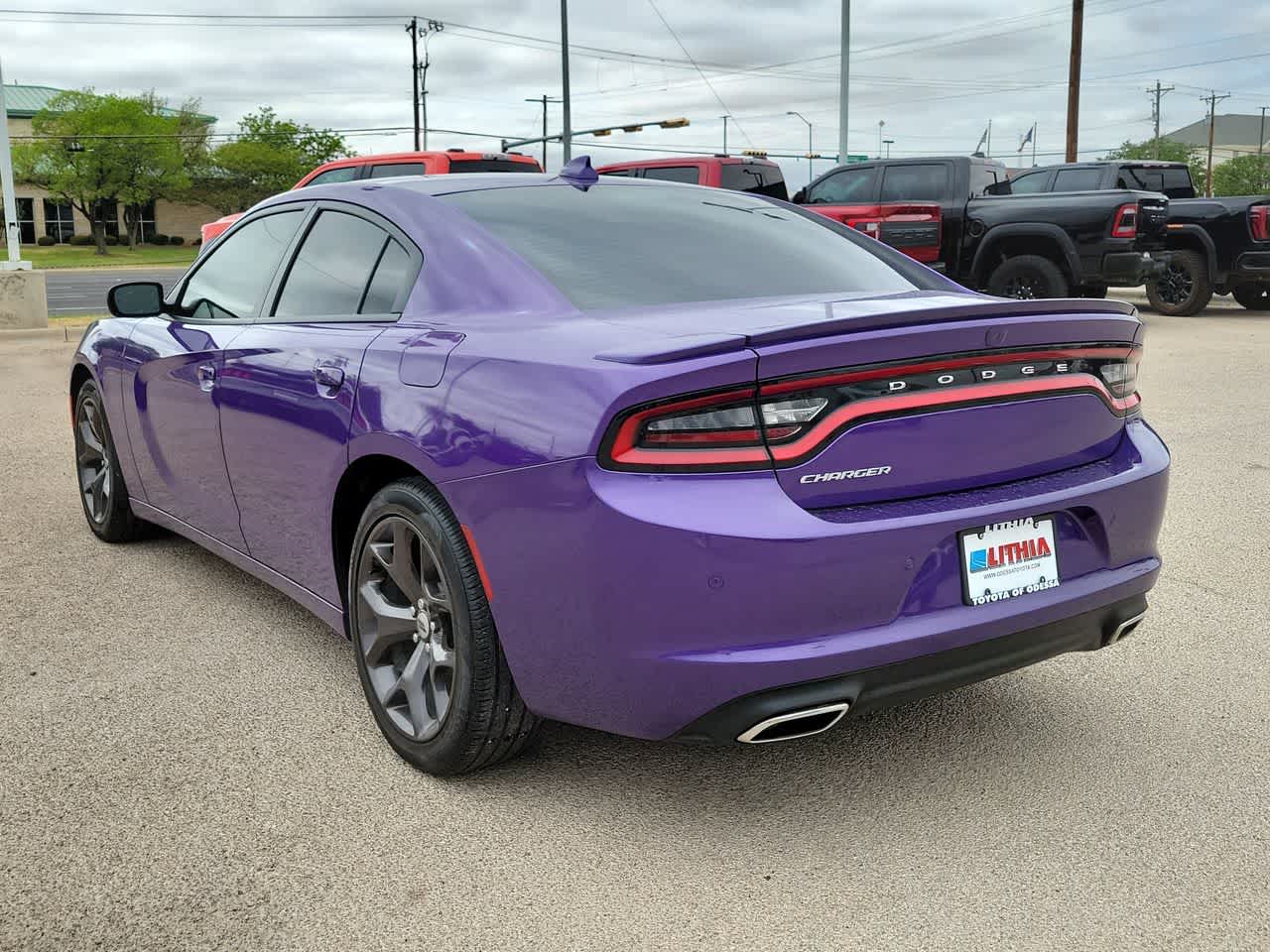 2019 Dodge Charger SXT 12