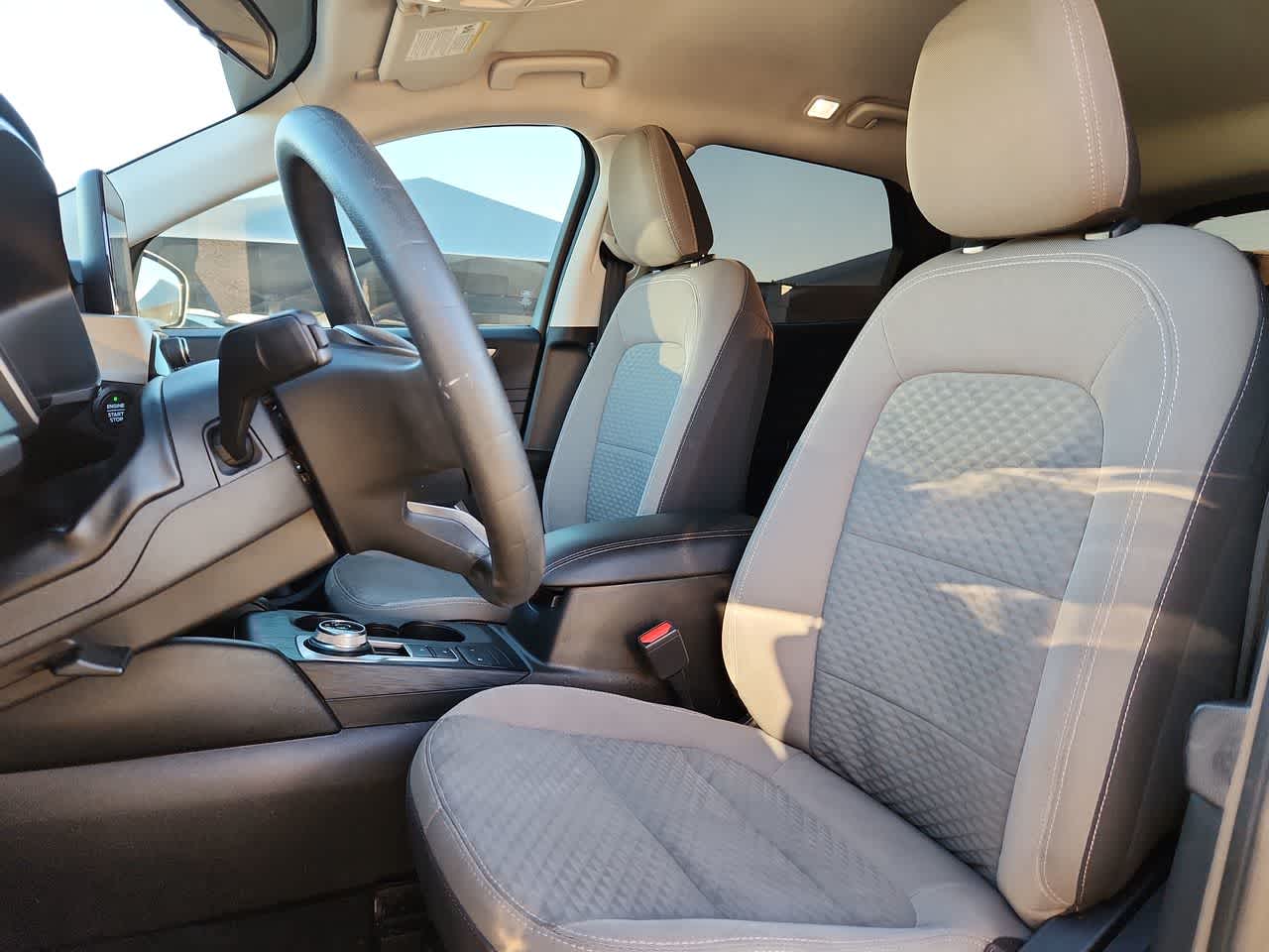 Thumbnail: 2022 Ford Escape - 15