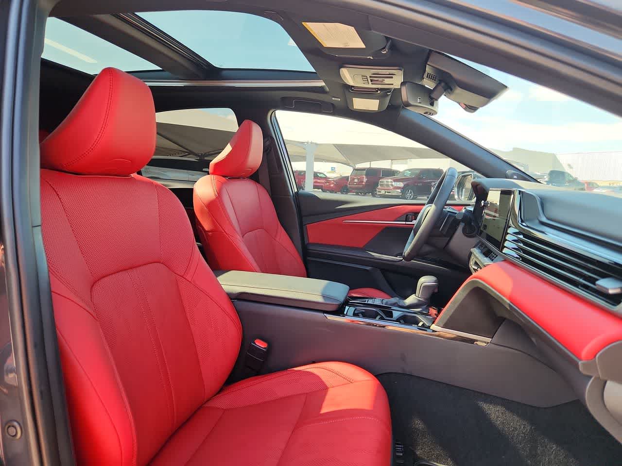 Thumbnail: 2025 Toyota Camry - 18