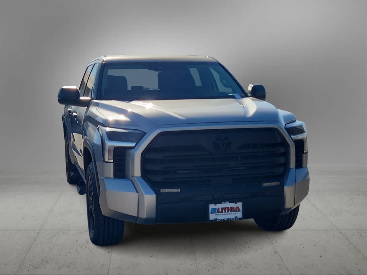 Thumbnail: 2024 Toyota Tundra - 3
