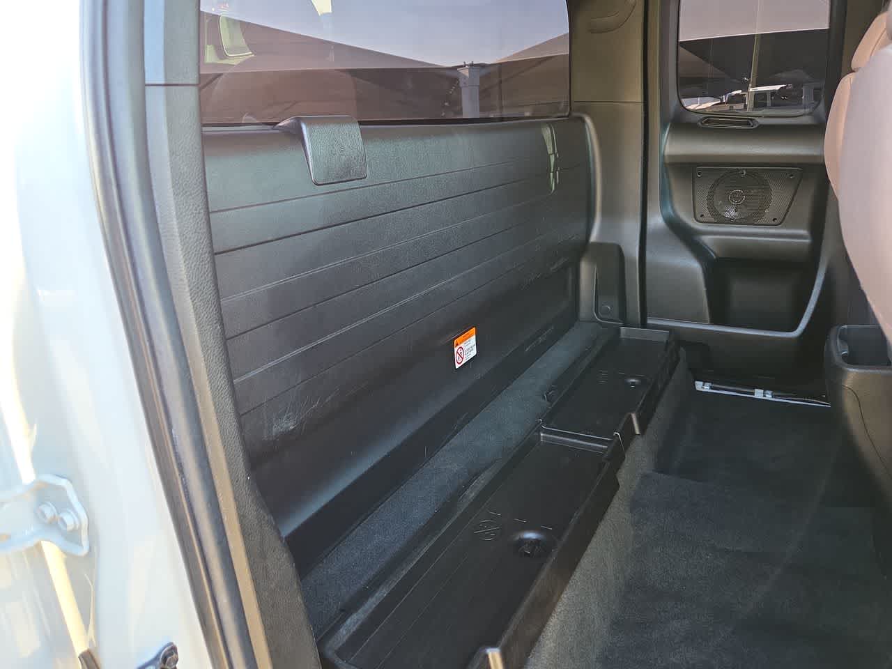 Thumbnail: 2022 Toyota Tacoma - 17