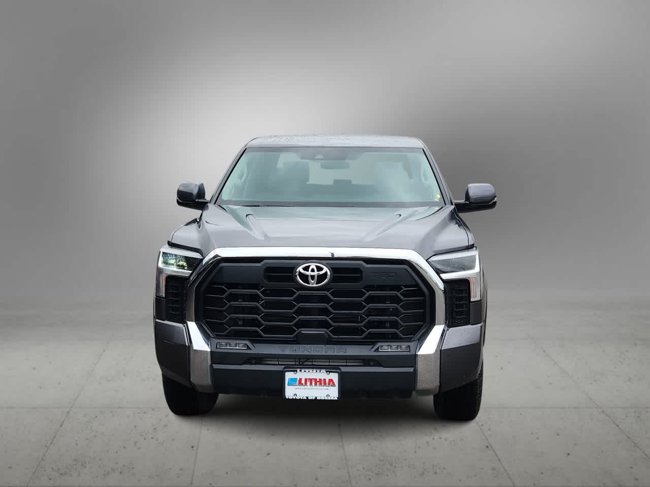 Thumbnail: 2022 Toyota Tundra - 3